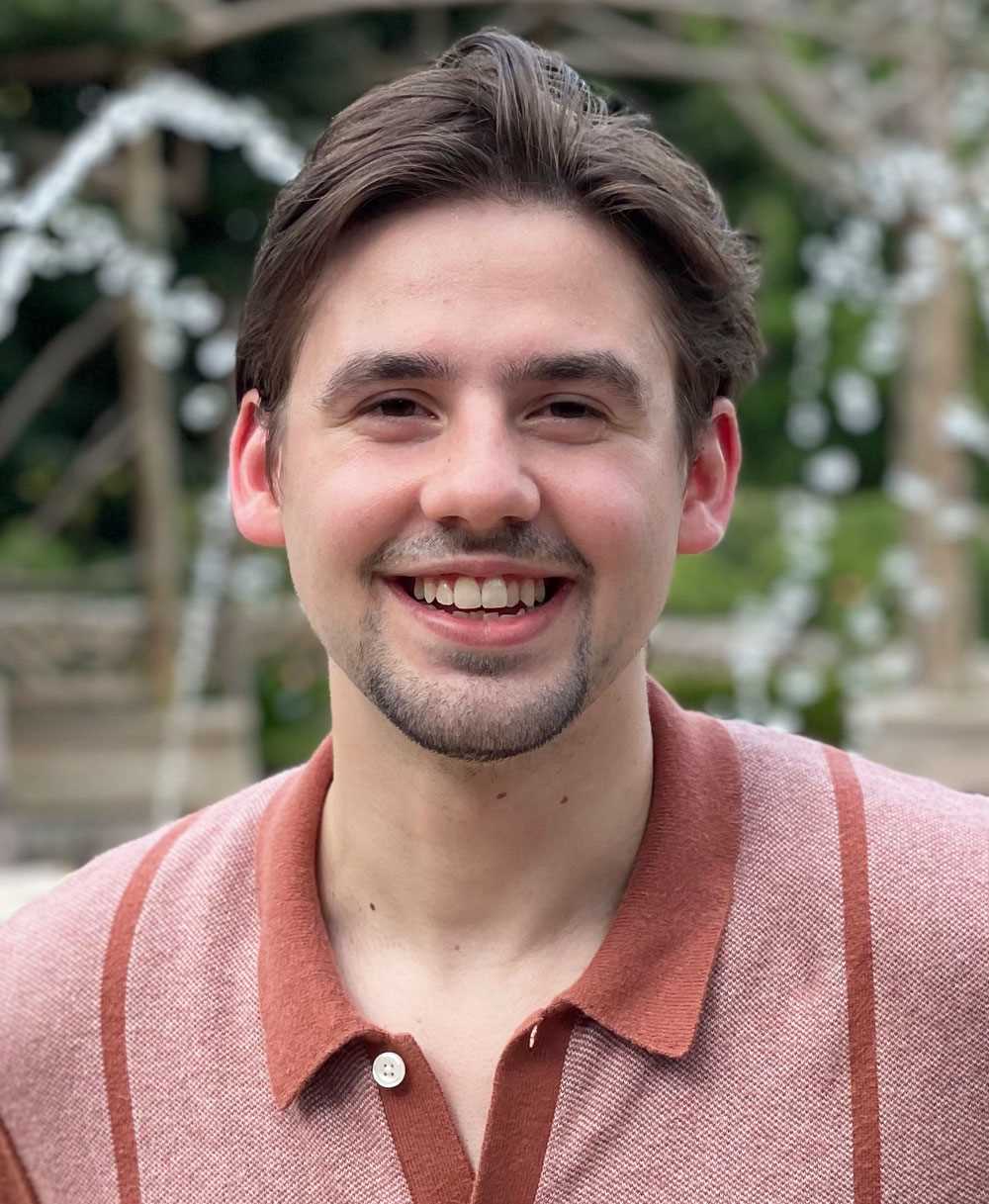 Hochstein String Faculty - Kelton Burnside