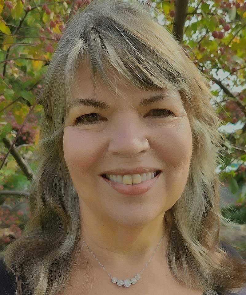 Hochstein Voice Faculty - Riki Connaughton