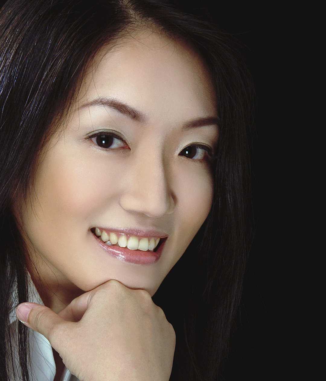 Hochstein Piano Faculty - Yi Wen Chang