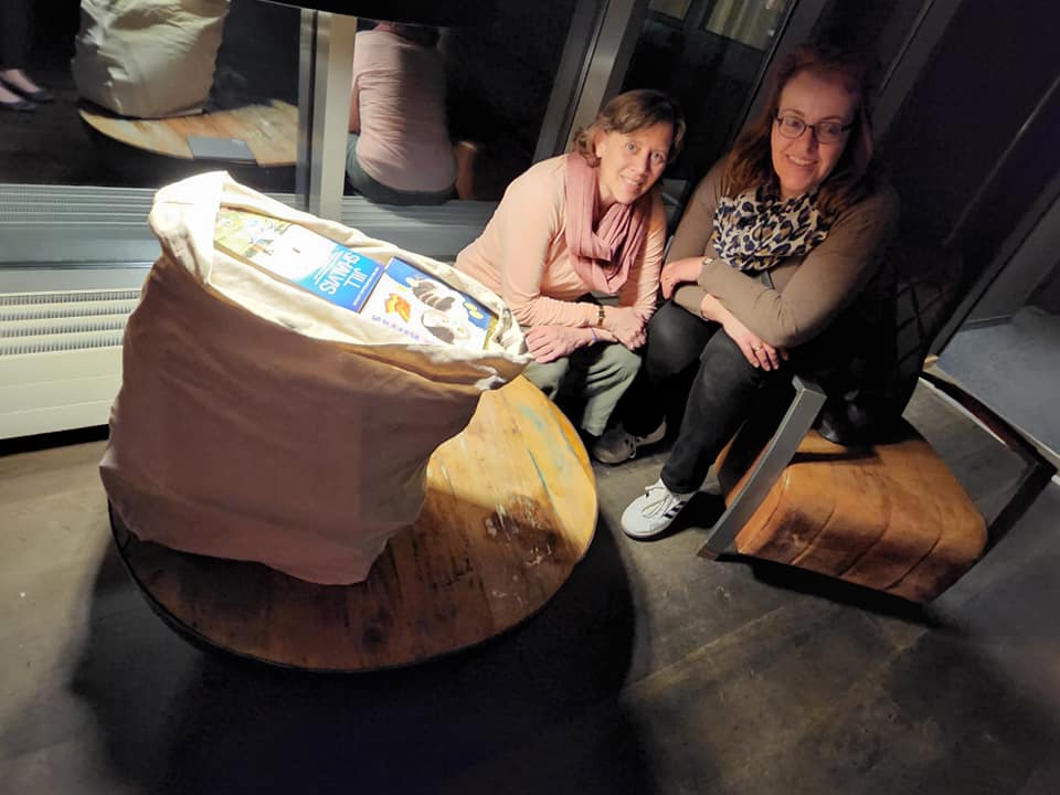 20220419BooksforUkraine10