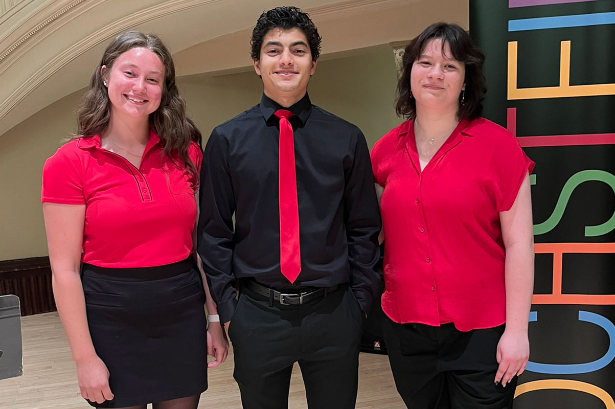 Youth-Singers-seniors-at-concert-20240601_web
